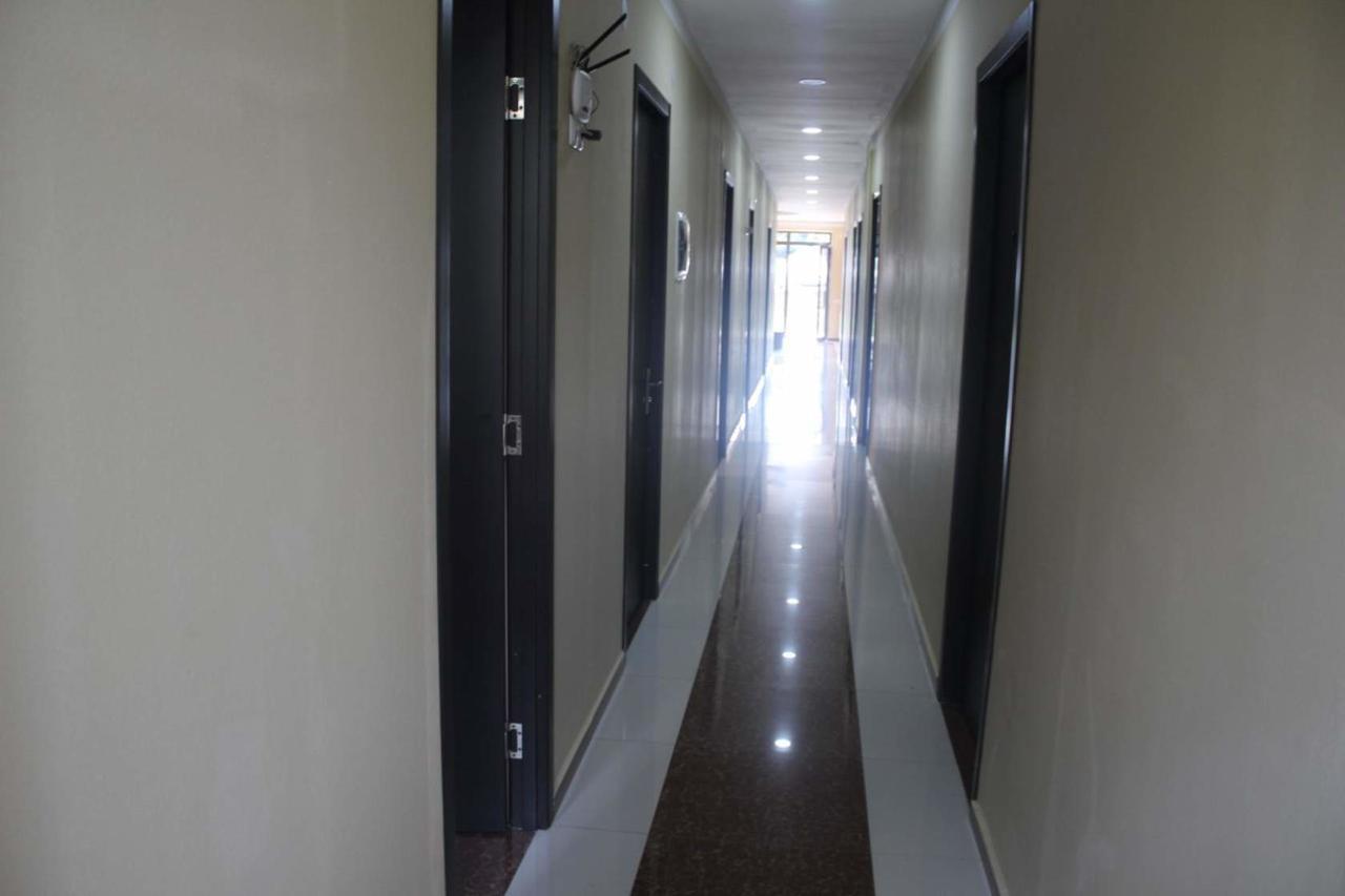 Hotel Rio Кутаиси Экстерьер фото
